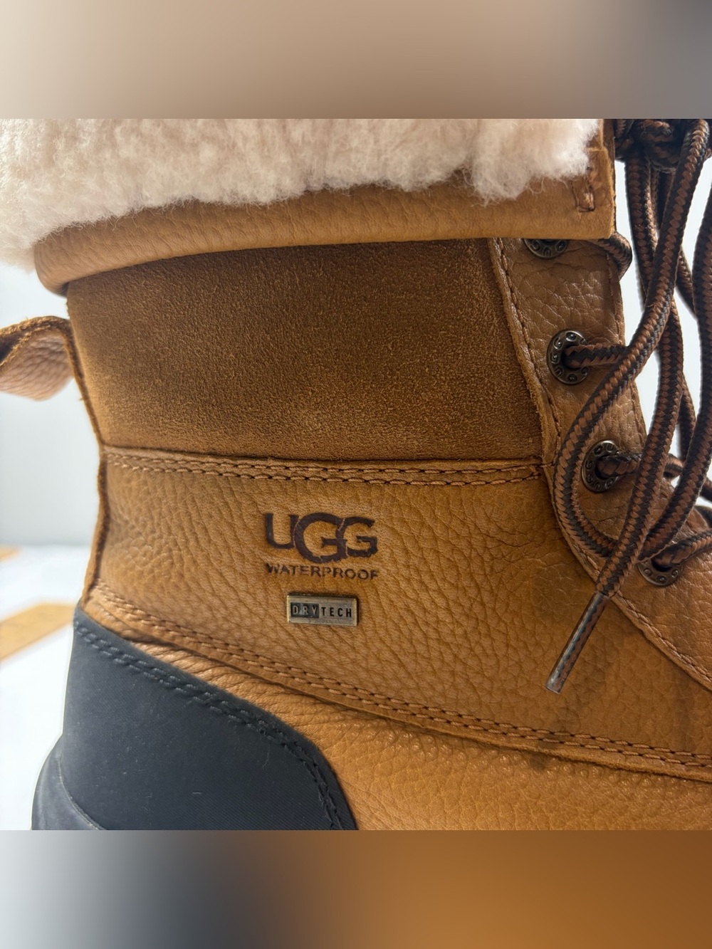 UGG Women’s Adirondack III Waterproof Boots Chestnut Size 10 MSRP $250 - Picture 7 of 9